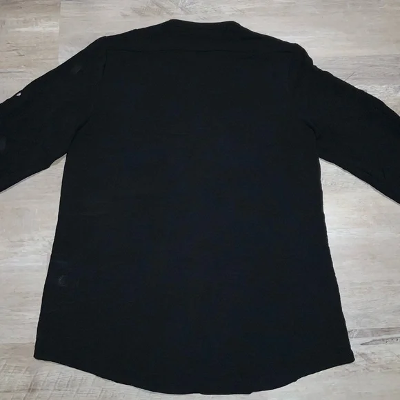(Bin 14) Calvin Klein, Black Button-Up Blouse w/ Pockets, Size M - Picture 2 of 4
